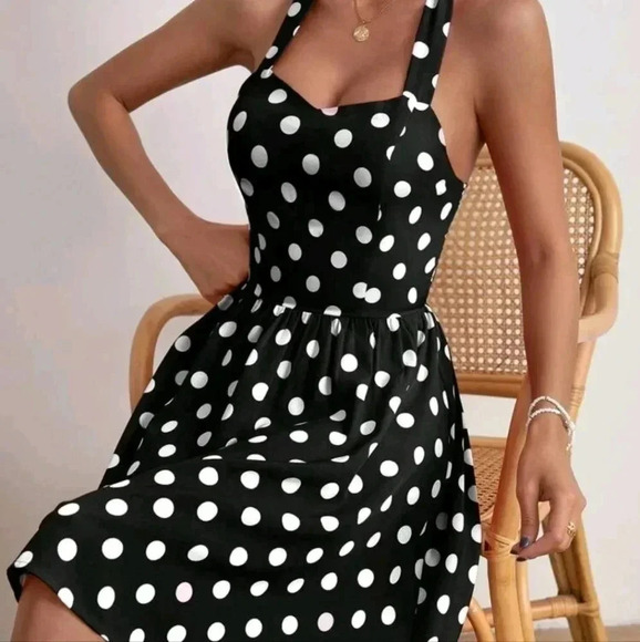 Polka Dot Print Tie Backless Halter Dress - Picture 5 of 5